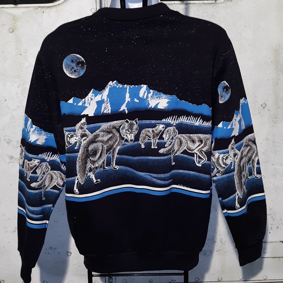 Vintage 92' all over Wolf print sweatshirt sz LG - Picture 2 of 4